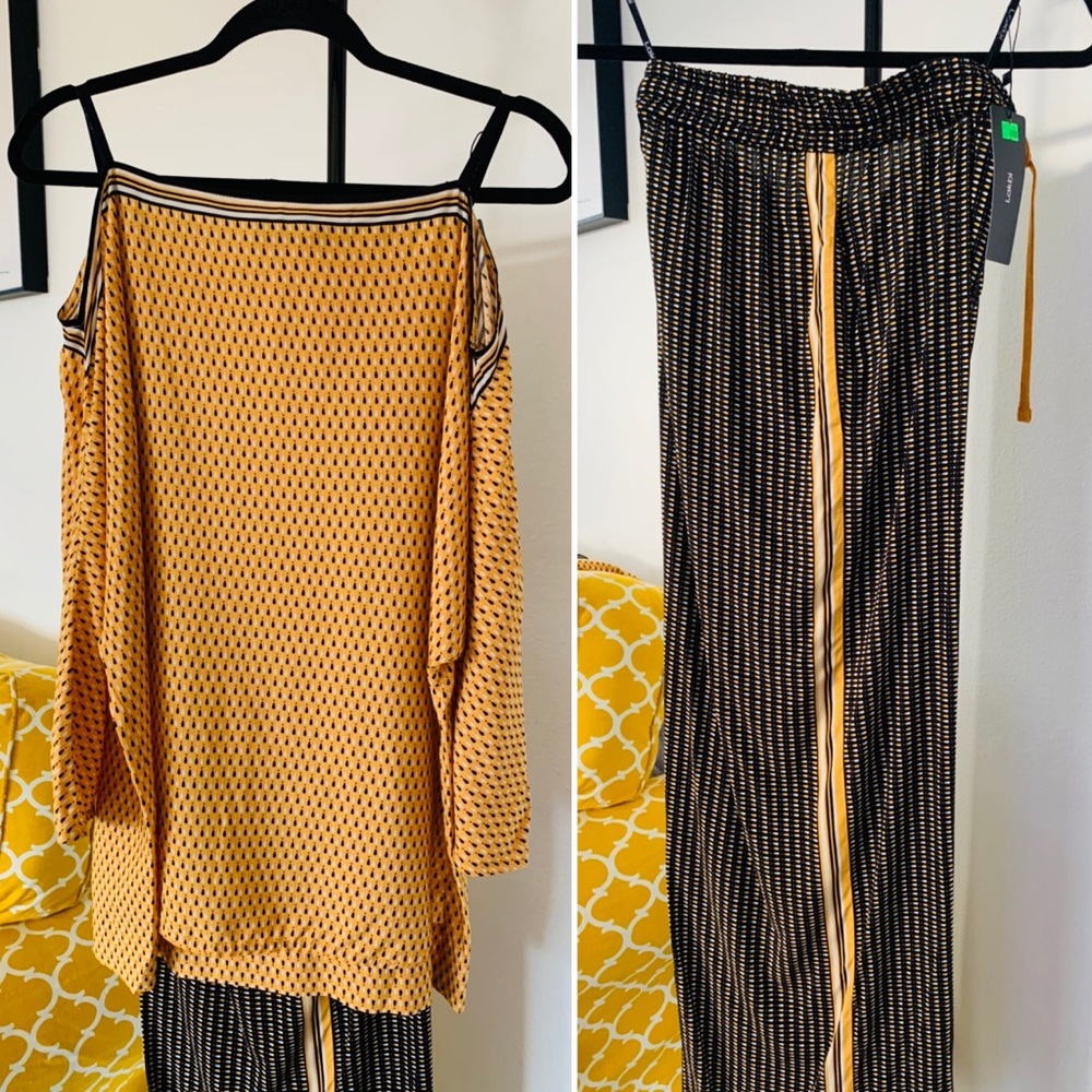 Black and yellow pants and blouse set🐝🍯